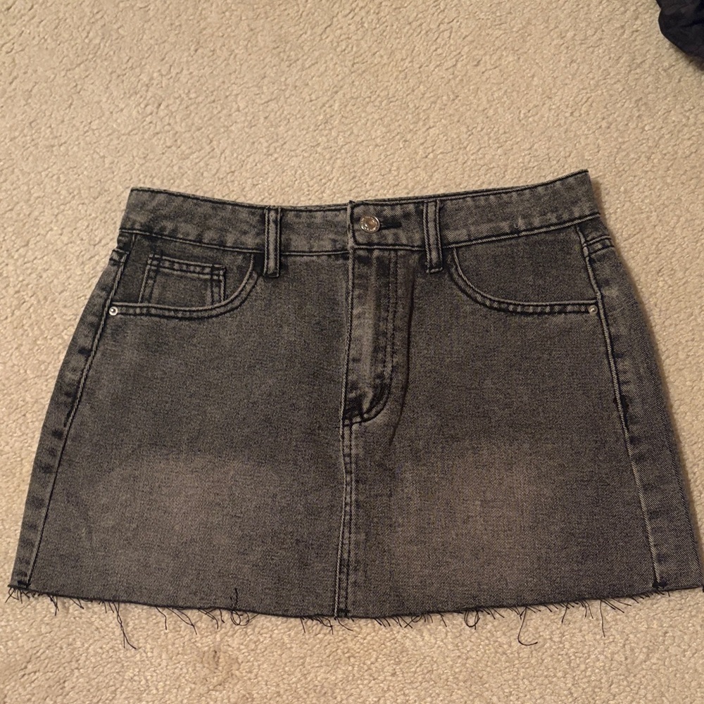 SHEIN Black Denim Mini Skirt